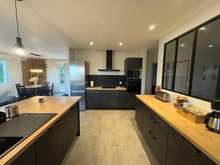 Location de vacances pour 8 personnes, avec jardin et vue à Reilhaguet - 3