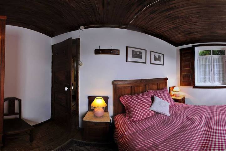 Gîte pour 4 personnes, avec jardin et terrasse, animaux acceptés dans Santa Marinha do Zêzere - 2