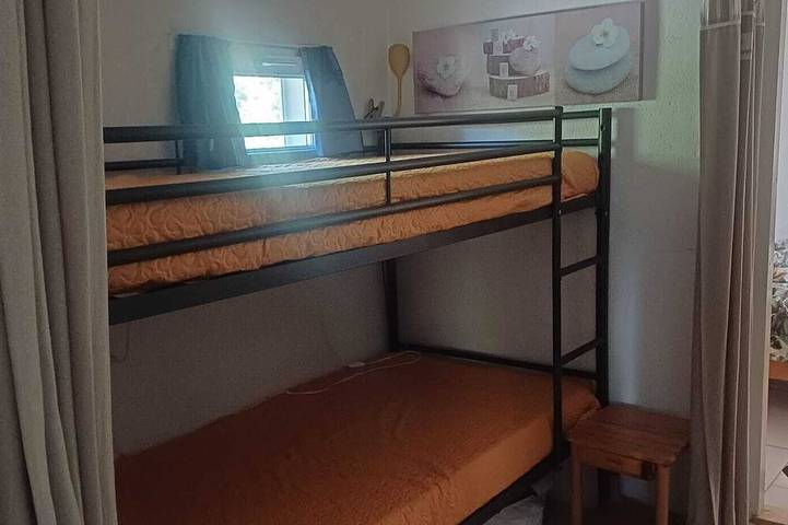 Location de vacances pour 6 personnes, avec jardin à Méjannes-le-Clap - 3