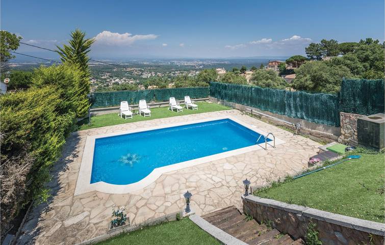 Location de vacances pour 6 personnes, avec piscine ainsi que jardin et terrasse à Maçanet de la Selva - 2