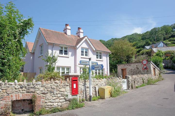 Cottage for 8 people, with garden, with pets in Branscombe