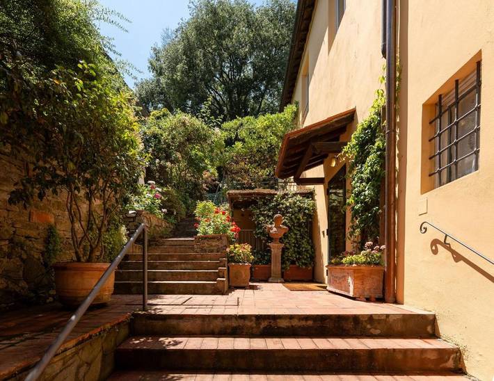 Villa pour 8 personnes, avec terrasse et vue, animaux acceptés à Florence - 2