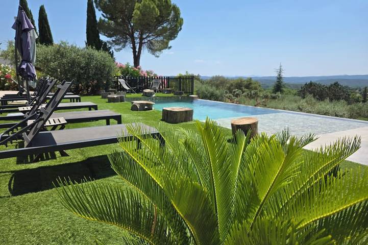 Appartement de vacances pour 3 personnes, avec jardin