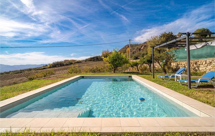 Luxury Riverside Apartment with Pool in Periana, Cordillera Penibética