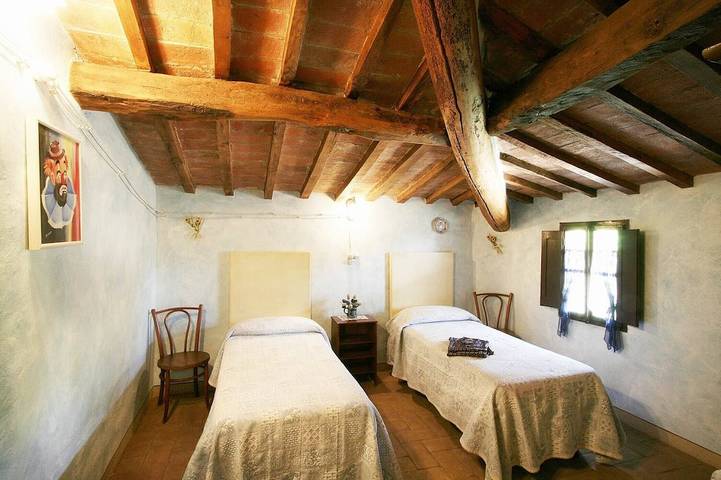 Villa near San Gimignano, with pool, air conditioning, and beautiful views in Montaione, Firenze province