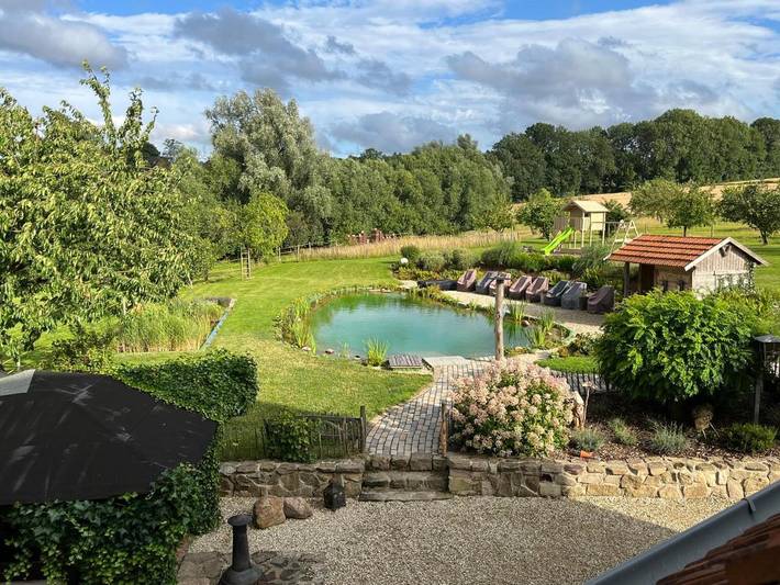 Ferienwohnung für 5 Personen, mit Garten und Pool sowie Ausblick in Vlotho