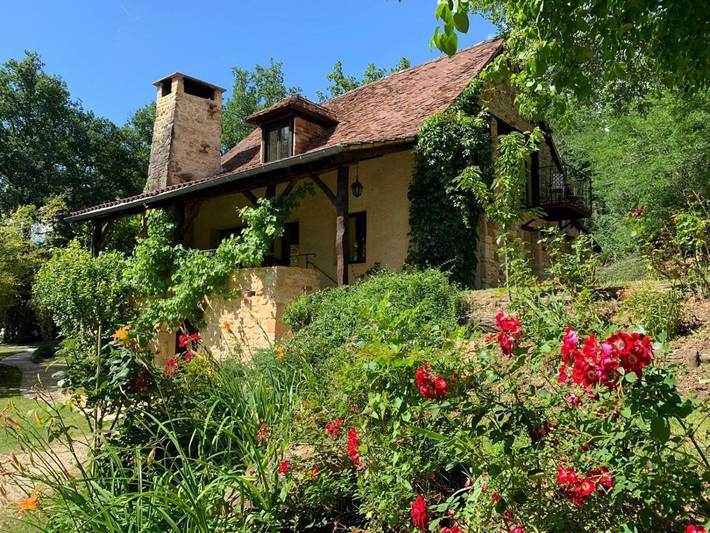 Maison de vacances pour 9 personnes, avec sauna et jardin ainsi que piscine et vue, adapté aux familles