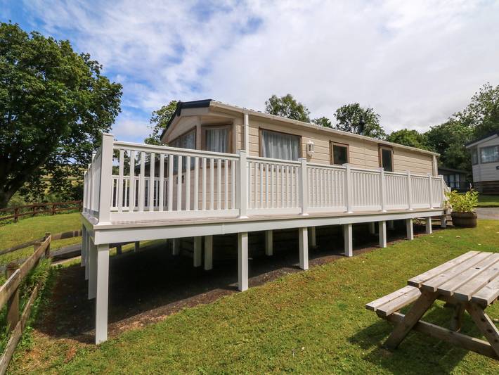 Caravan for 4 people, with garden, with pets in Exmoor