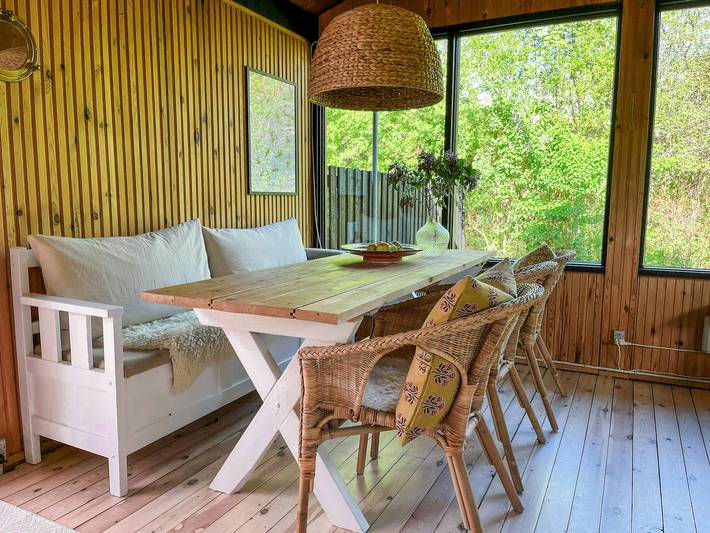 Feriehus for 6 personer, med Terrasse og Hage i Gilleleje