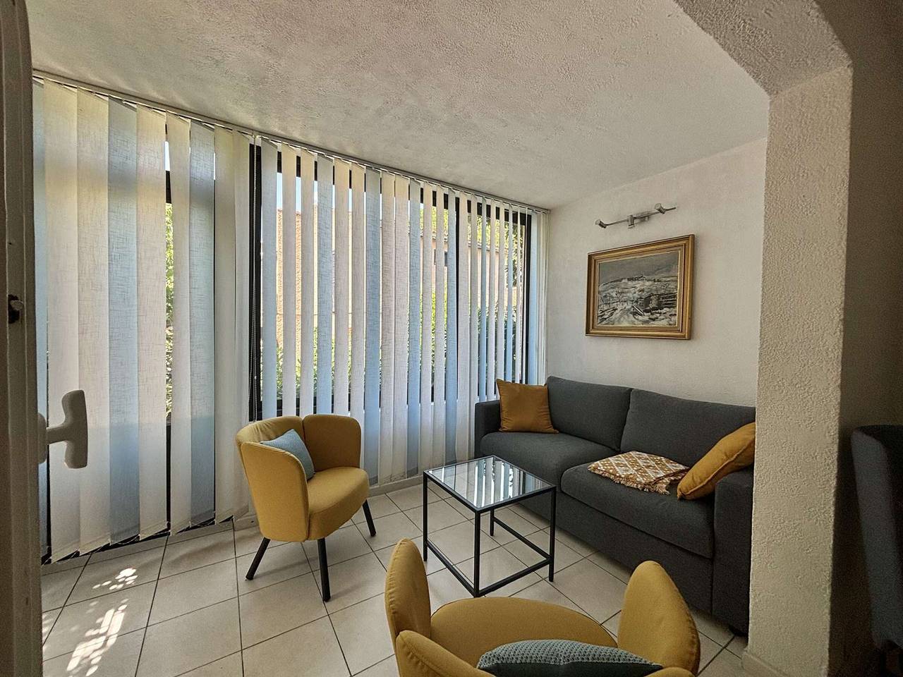 Ganze Wohnung, 3-Zimmer-Wohnung mit Terrasse nahe dem Strand in Lumio in Sant Ambroggio, Lumio