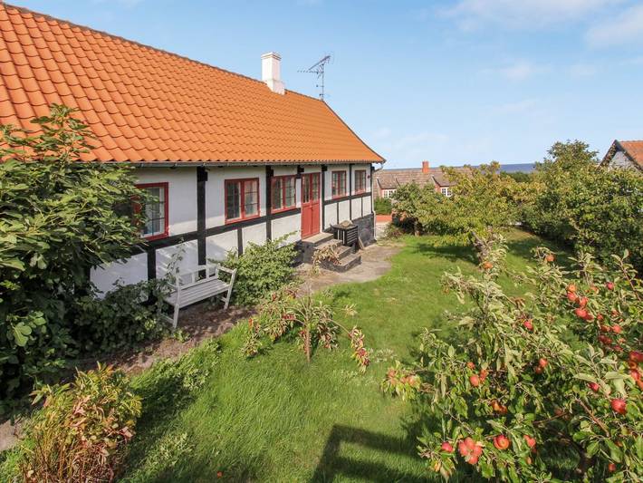 Ferienhaus für 4 Personen, mit Terrasse in Listed