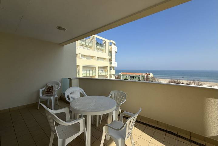 Ferienwohnung für 4 Personen, mit Balkon/Terrasse in Marche - 2