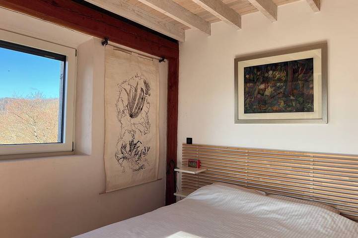 Location de vacances pour 8 personnes, avec jardin et balcon dans Jalogny - 3