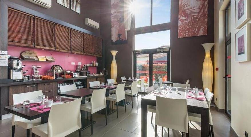 Hôtel pour 2 personnes, avec sauna et jacuzzi ainsi que jardin et terrasse à Port-Saint-Père - 3