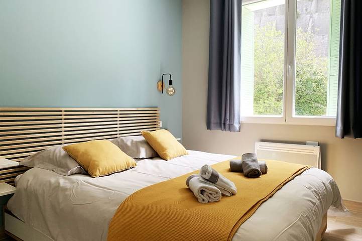 Gîte pour 4 personnes dans Plage De L Anse De L Arene - 2