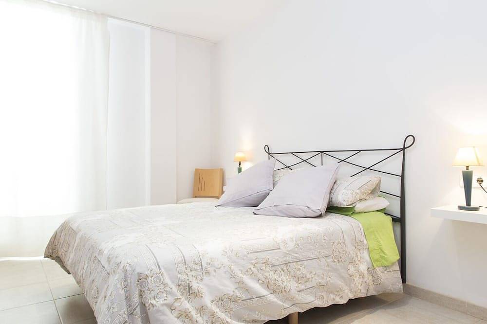 Apartamento entero, Precioso apartamento primera linea de mar in Puerto de Pollensa, Pollença