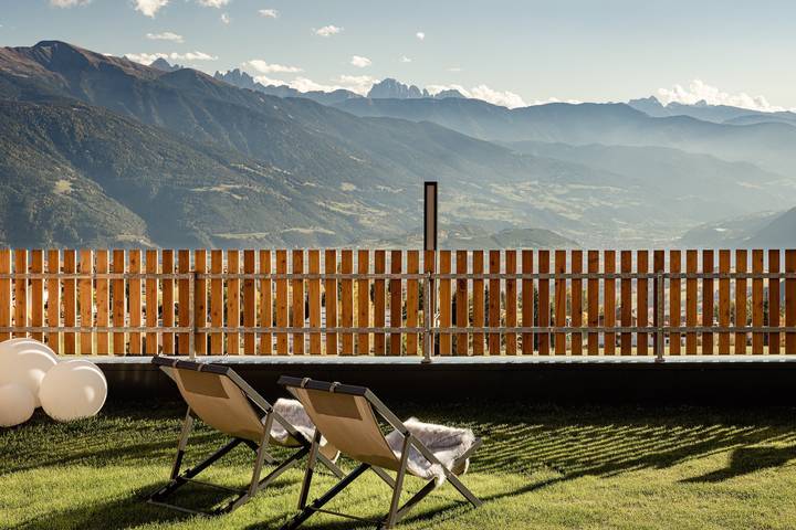 Ferienwohnung für 5 Personen, mit Balkon und Garten sowie Sauna in Meransen