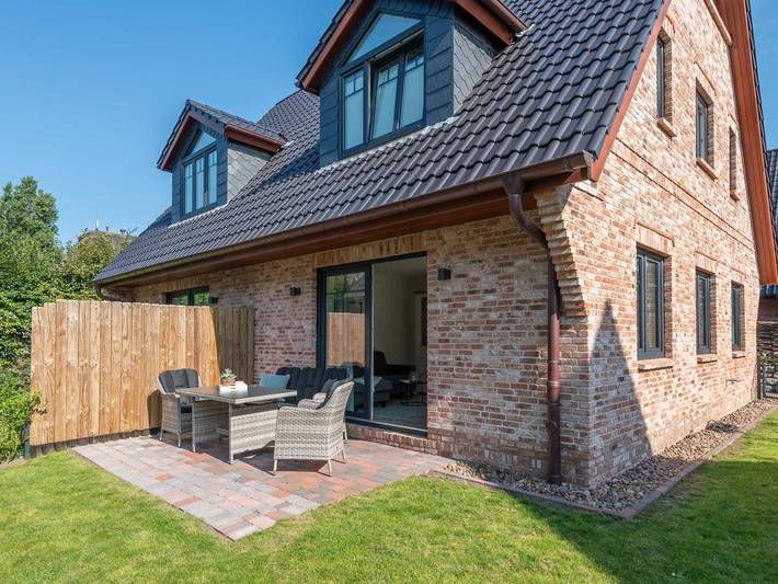 Haus Britta - Neue Doppelhaushälfte mit 3 Zimmern auf ca. 85 m², für bis zu 4 Personen in Tinnum, Sylt (Gemeinde)