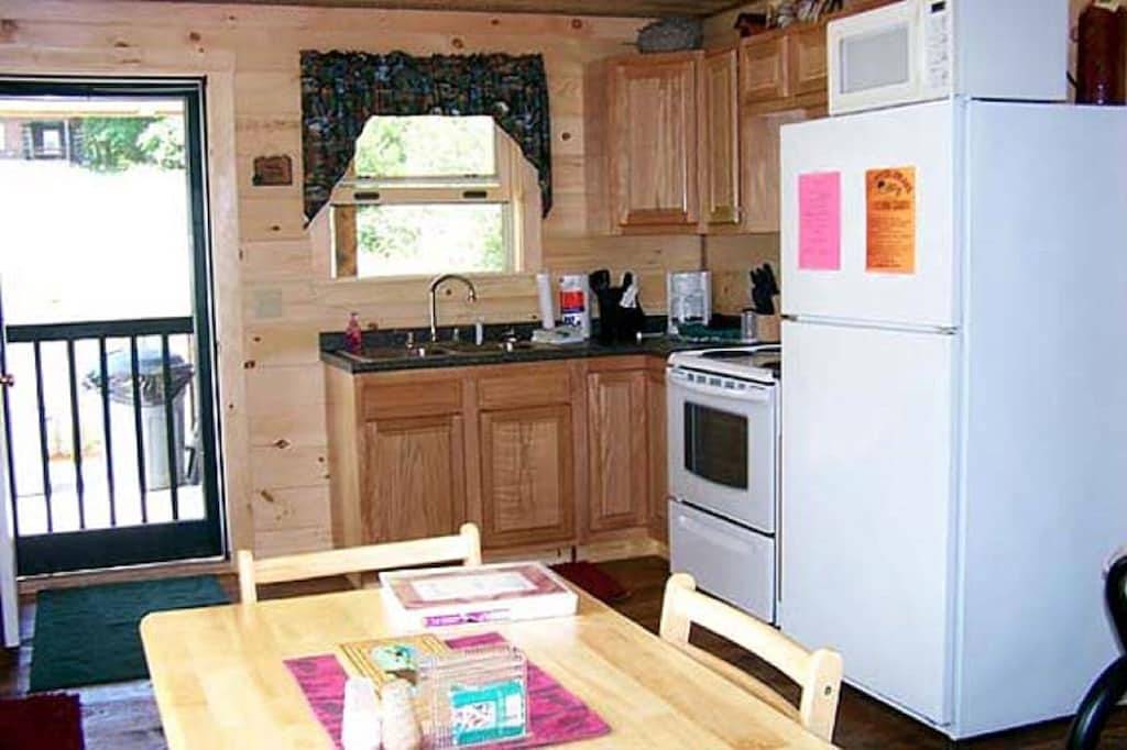 Log Cabin for 16 Guests in Maine, USA