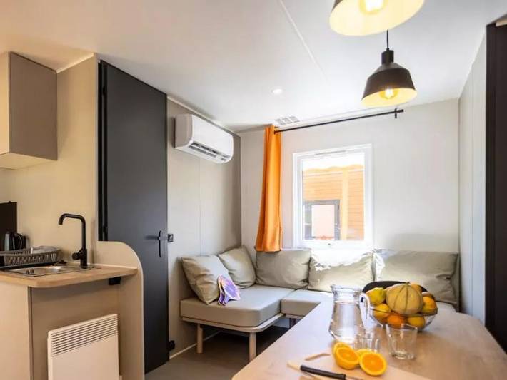 Camping Le Hameau des Pins - Mobilheim 4 personen - Riviera 3 Zimmer 4 Personen Klimatisiert in La Moutone, La Crau