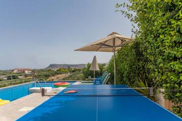 Holiday Home for 6 People in North Crete, Crete, Photo 4