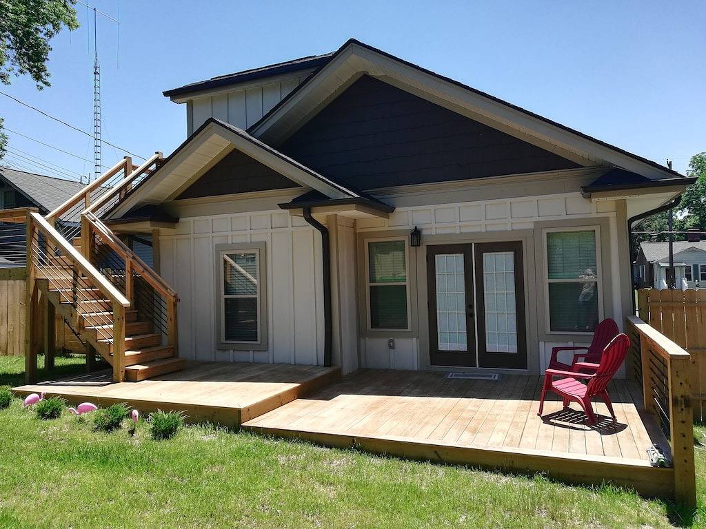 Bank Street Bungalow in Mount Airy, Surry County