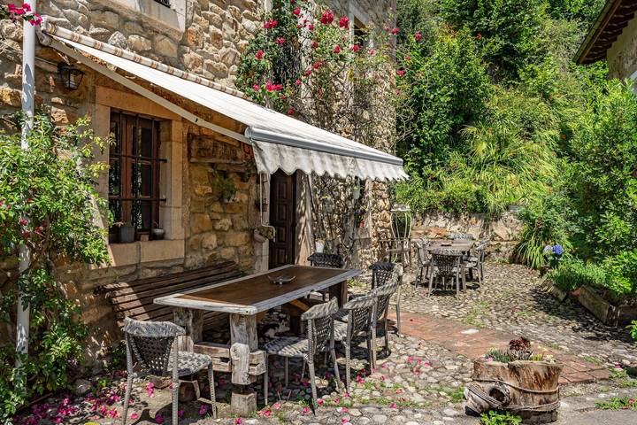 Casa de vacaciones para 15 personas, con Jardín en Liébana - 2