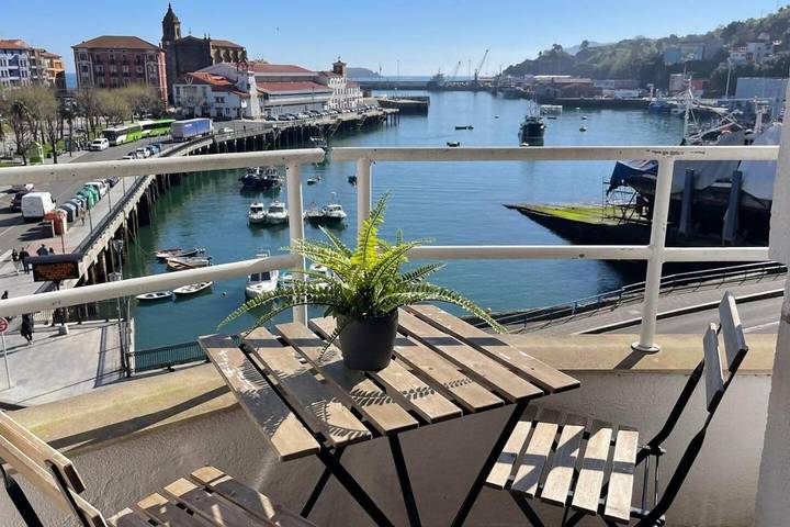 Apartamento de vacaciones para 6 personas, con vistas y balcón - 1