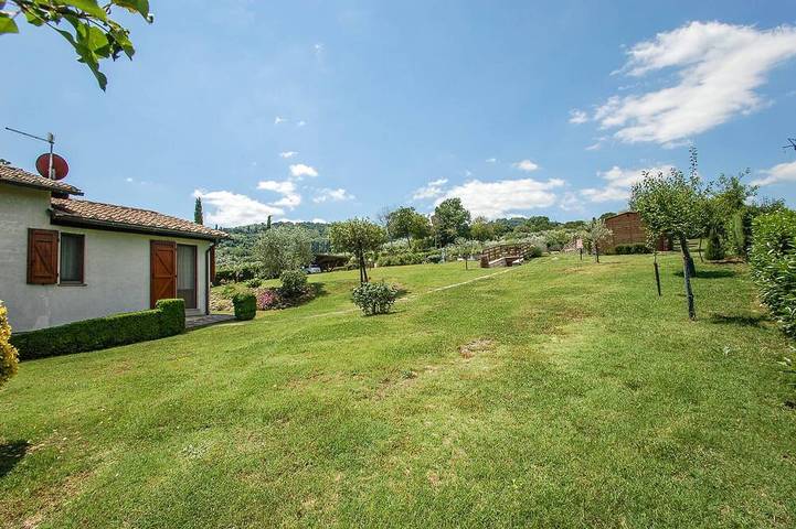 Casa indipendente con piscina privata e vista panoramica sulla città di Orvieto. in Orvieto, Provincia di Terni