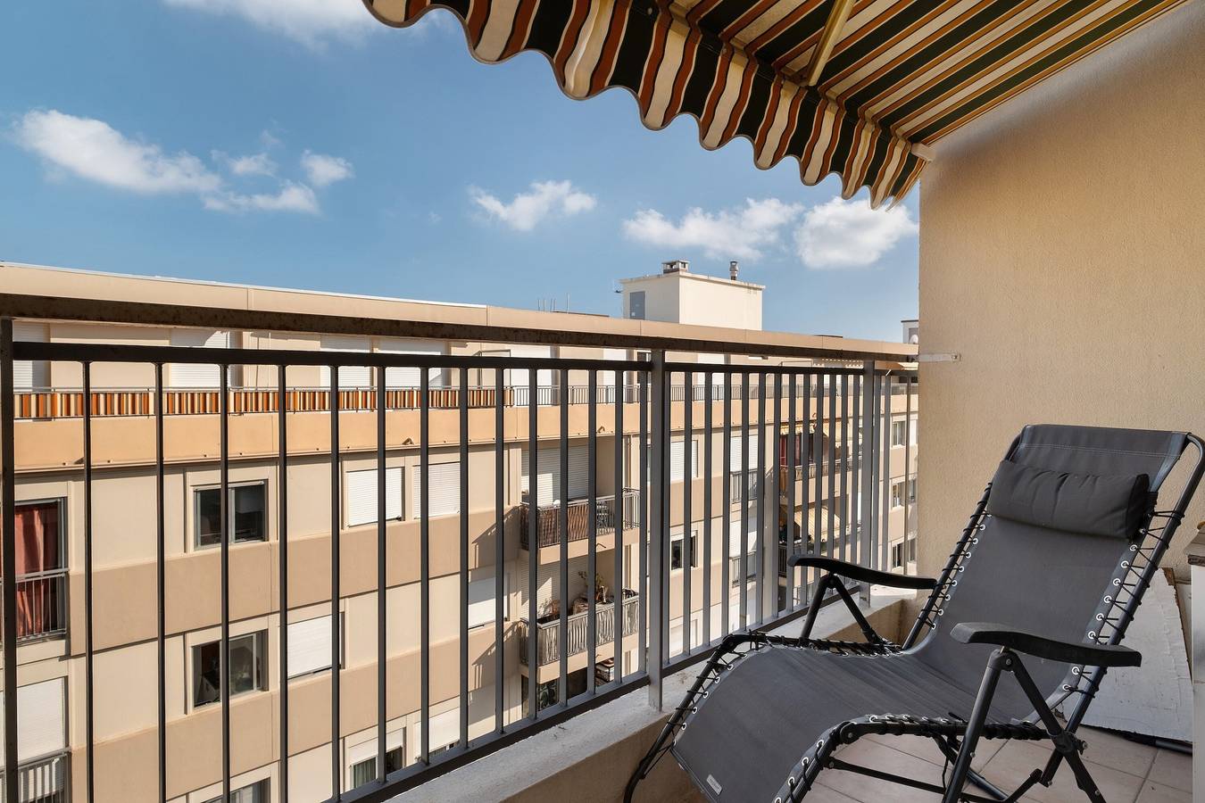 Appartement entier, Appartement « Le Maera » avec balcon, Wi-Fi et climatisation in Golfe-Juan, Vallauris
