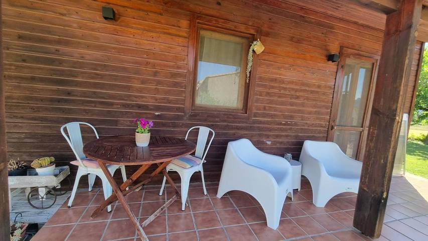 Location de vacances pour 5 personnes, avec vue et jardin à Arnes - 3