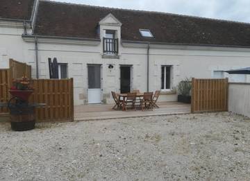 Gîte pour 5 personnes, avec terrasse à Meusnes