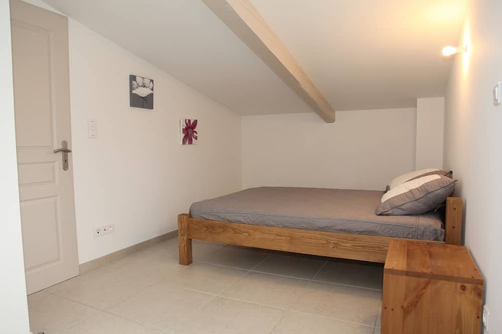 Bussas riverside gîte in Saint-Thomé, Privas