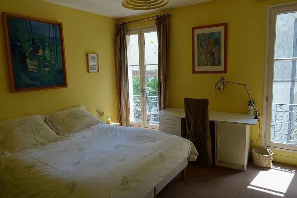 Maison de ville chaleureuse et très calme à 2 pas du Château de Versailles in Versailles, Yvelines