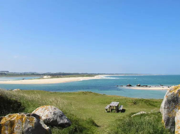 Maison 4 Personnes in Plounévez-Lochrist, Côte des Légendes