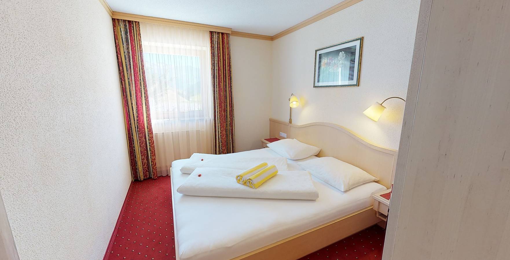 Ganze Ferienwohnung, Ferienwohnung "Rosenquarz" mit Frühstück in Madseit, Hintertux