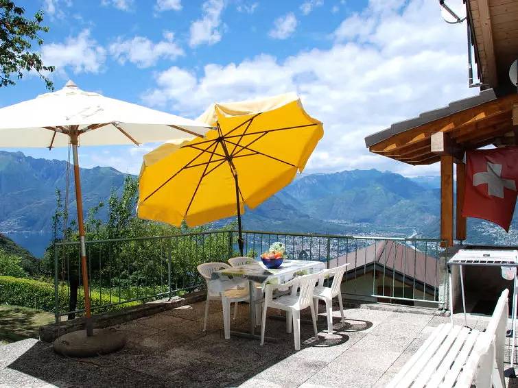 Villa für 4 Personen in Gambarogno, Tessin