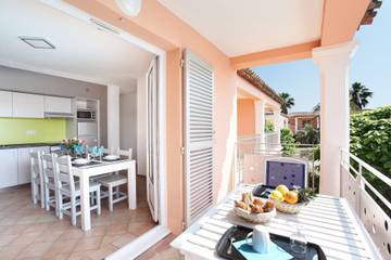 Vacation Rental for 6 Guests in Grimaud, Draguignan region, Picture 2