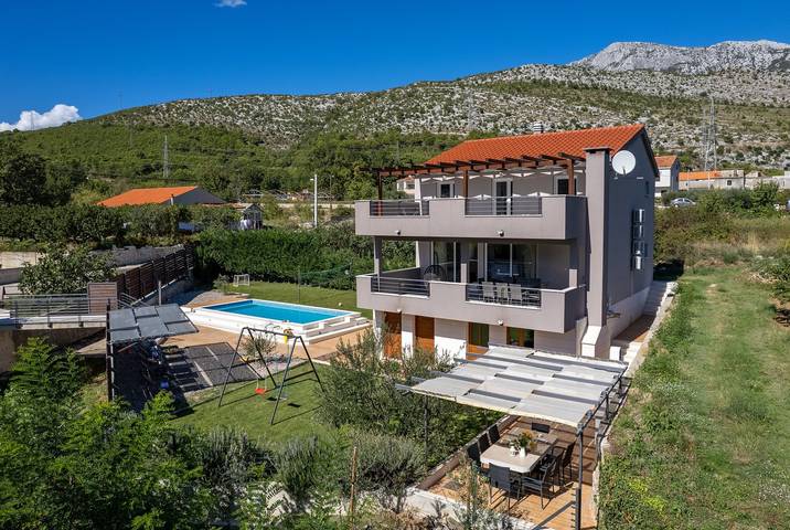 Villa Jelena private pool no-Chlorine system,Sauna in Naklice, Split-Dalmatien