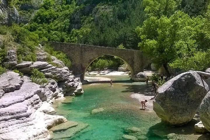 Camping für 4 Personen, mit Terrasse in Provence-Alpes-Côte d'Azur