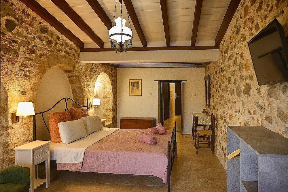 Ganze Wohnung, Pablito House - Seaview Monemvasia Fortress Allure in Monemvasia, Peloponnes