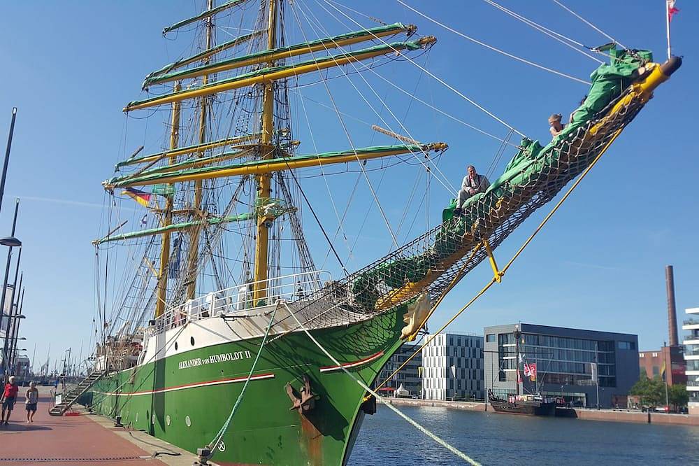 Ganze Wohnung, Direkter Blick auf den Neuen Hafen, auf die Marina und den Kaiser-Hafen in Bremerhaven-Mitte, Bremerhaven