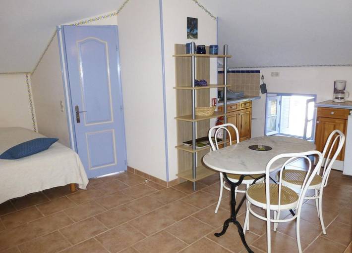 Gîte pour 2 personnes, avec jardin et vue à Serra-di-Ferro - 2