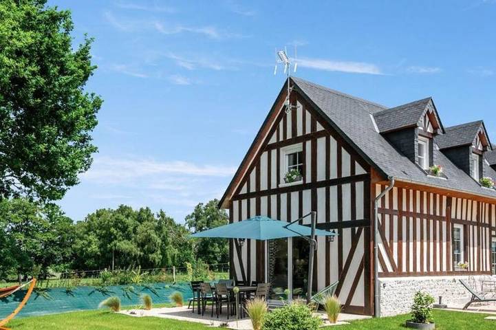 Gîte pour 6 personnes, avec terrasse et jardin dans Virville