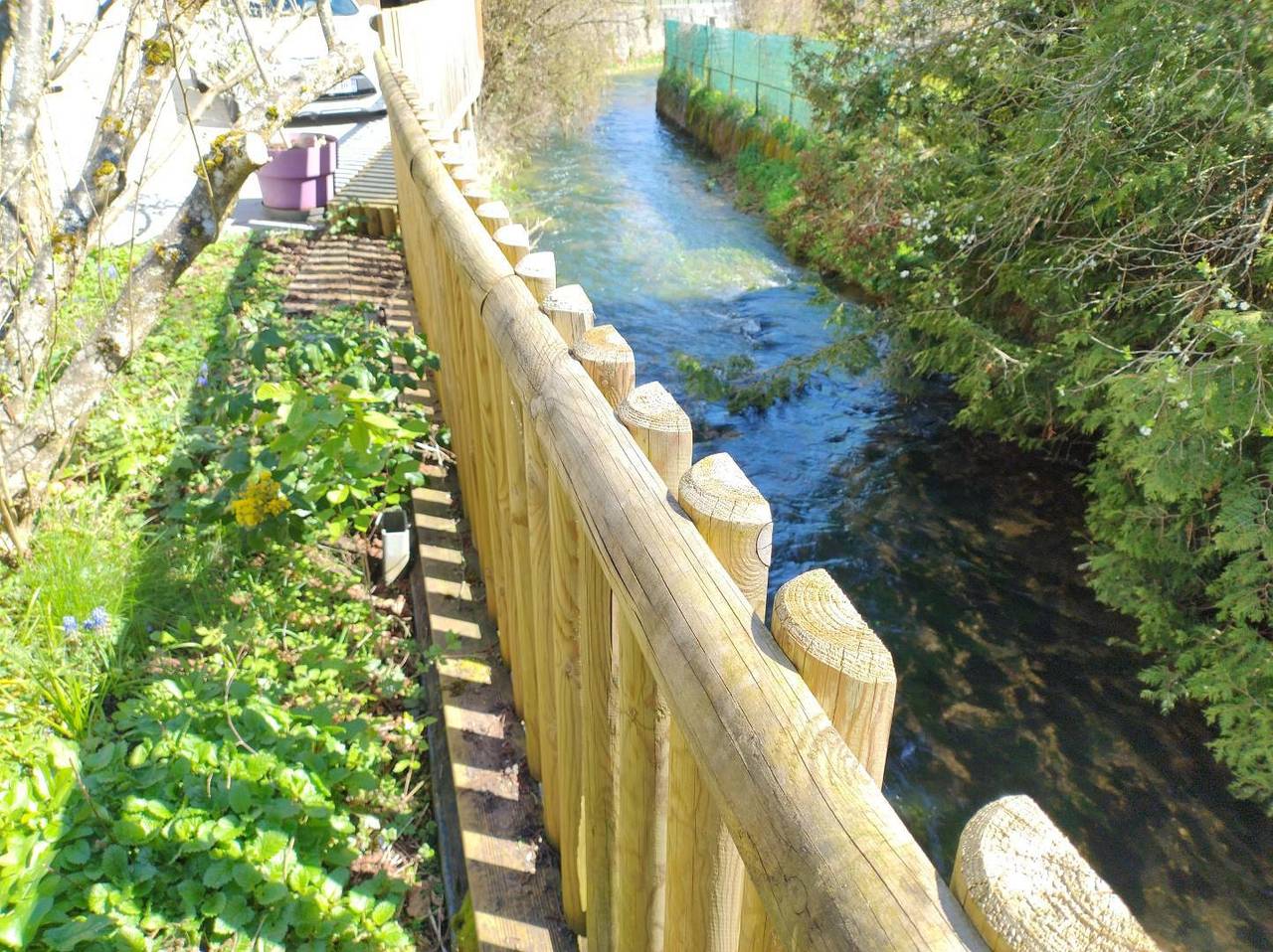 Casa de huéspedes para 6 personas con jardín in Pont-de-Roide-Vermondans, Doubs (desambiguación)