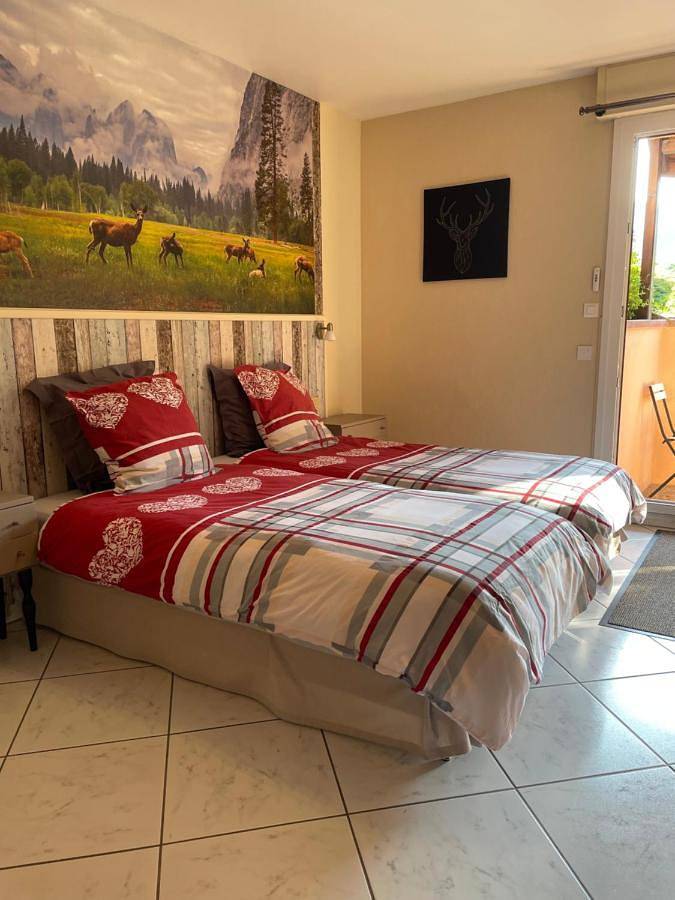 Chambre d’hôte pour 2 personnes, avec terrasse ainsi que vue et jardin dans les Vosges - 3