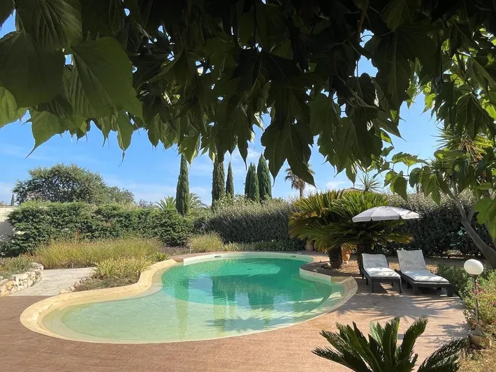Chambre d’hôte pour 2 personnes, avec jardin ainsi que terrasse et piscine - 1