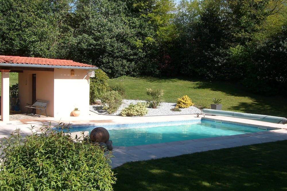 Casa tranquila con piscina privada climatizada in Bout-du-Pont-de-Larn, Región de Castres