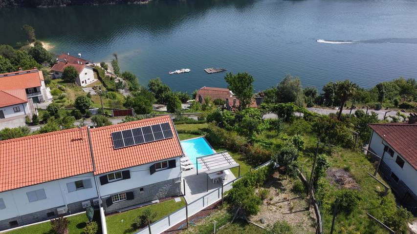 Casa de férias para 6 pessoas, com terraço e jardim, com animais de estimação no Parque Nacional da Peneda-Gerês