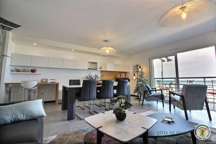 Gîte pour 4 personnes, avec Terrasse et Vue à Plérin - 3